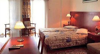 Central Hotel Белград Екстериор снимка